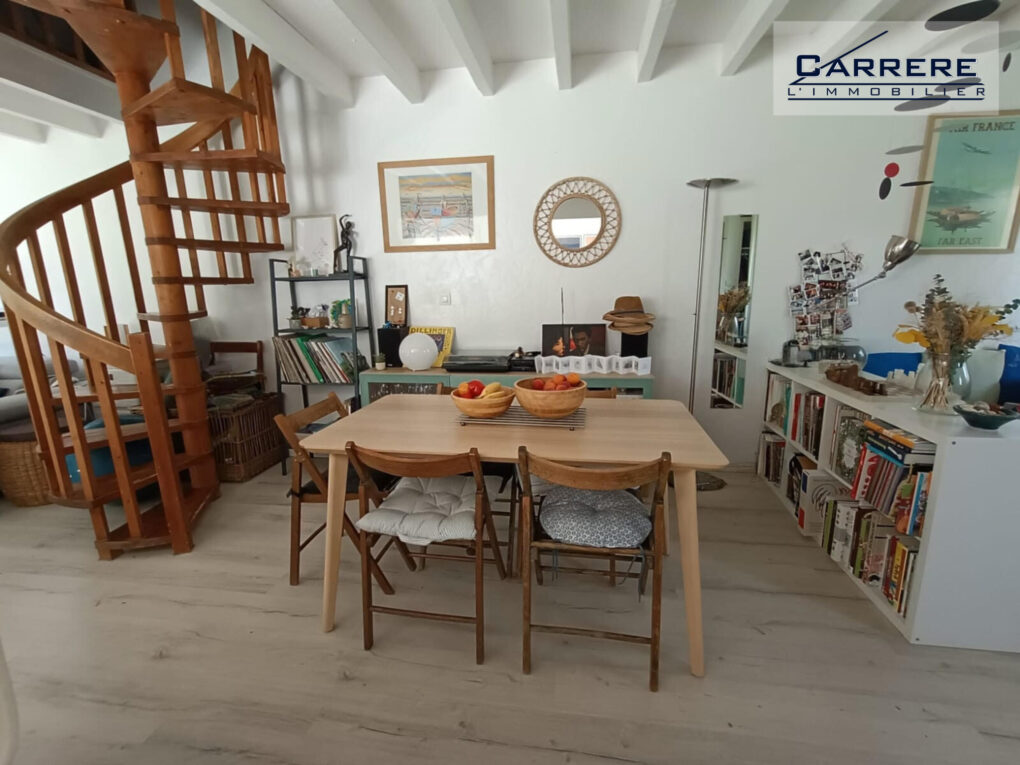 https://www.carrerelimmobilier.com/wp-content/plugins/h2i-annonces-manager/images/no_photo.jpg