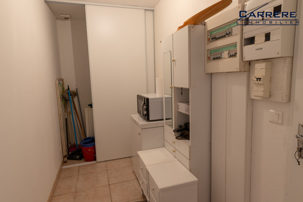 https://www.carrerelimmobilier.com/wp-content/plugins/h2i-annonces-manager/images/no_photo.jpg