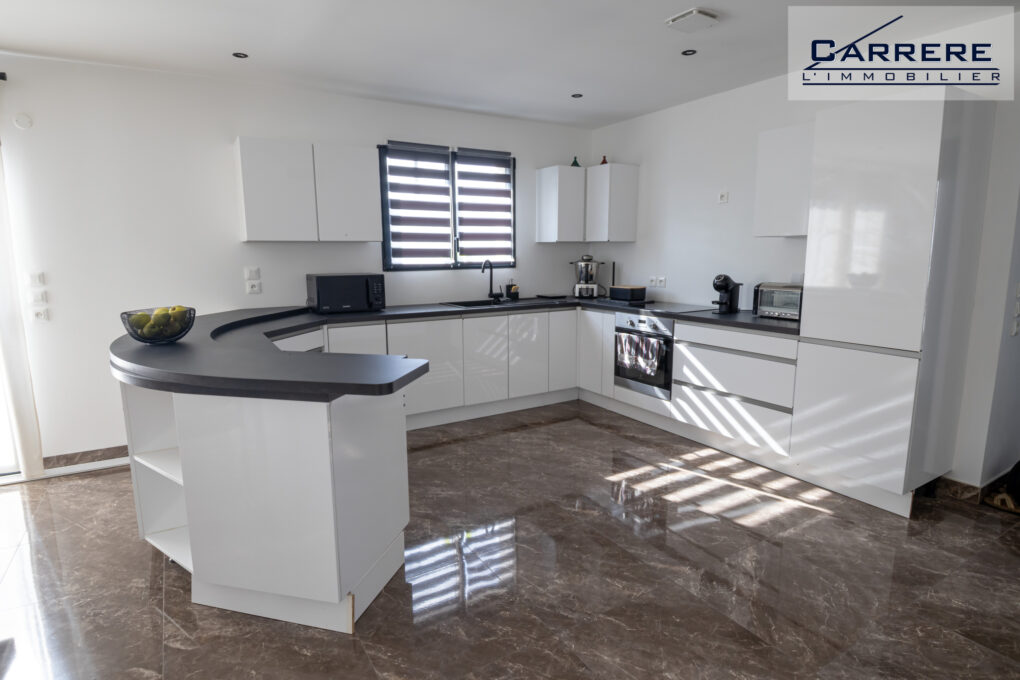 https://www.carrerelimmobilier.com/wp-content/plugins/h2i-annonces-manager/images/no_photo.jpg