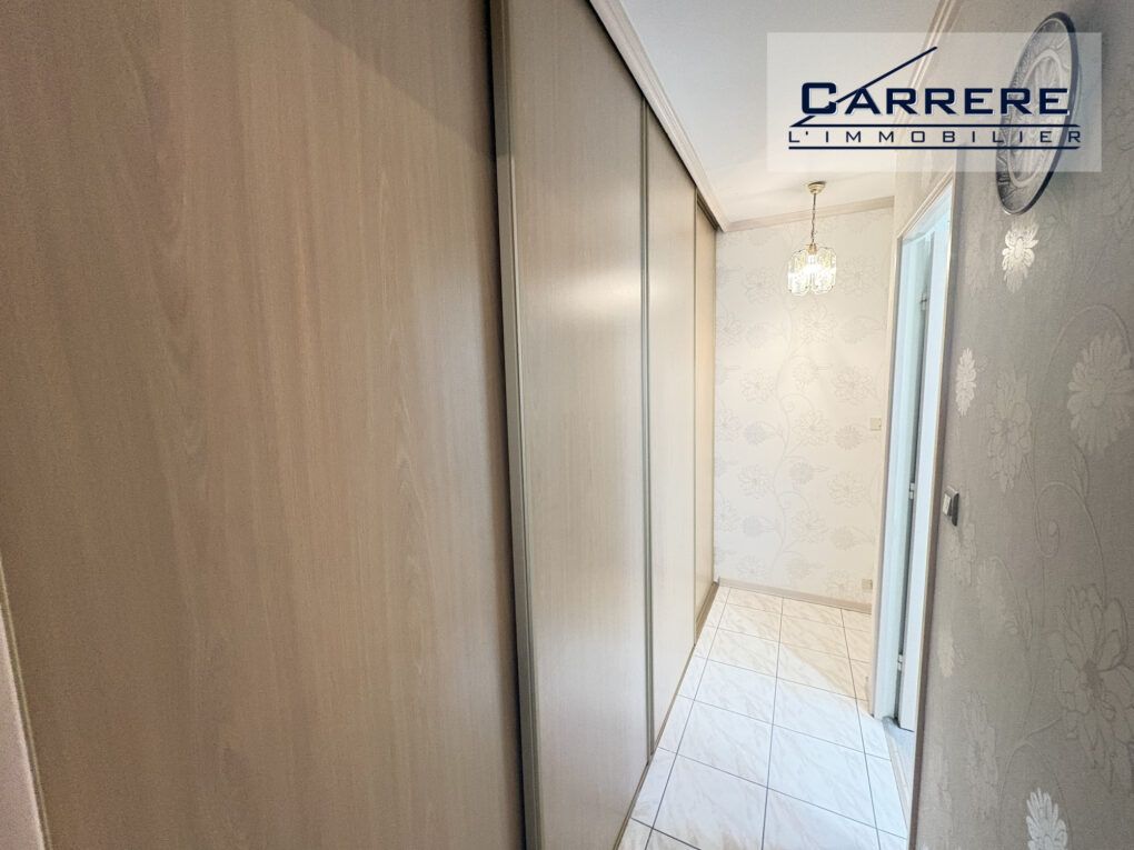 https://www.carrerelimmobilier.com/wp-content/plugins/h2i-annonces-manager/images/no_photo.jpg