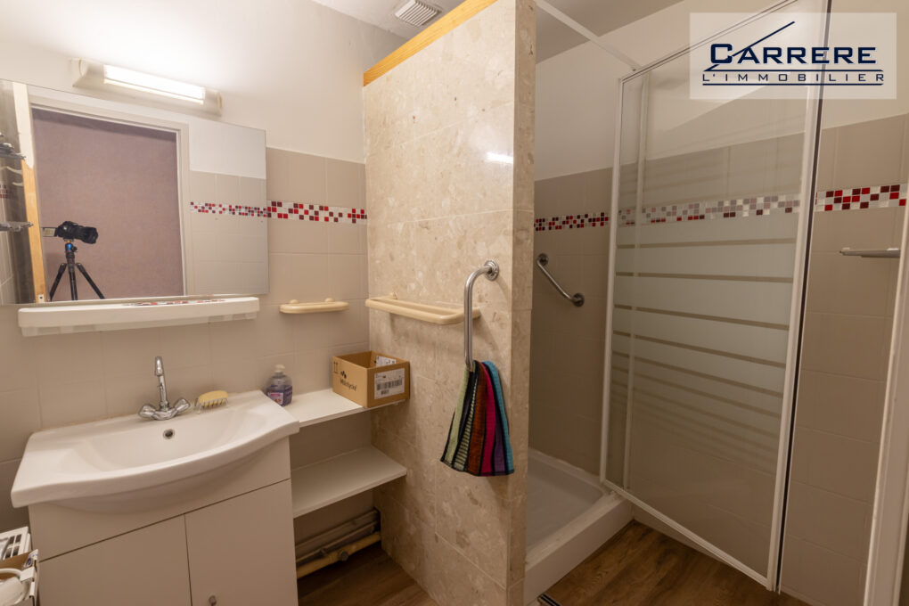 https://www.carrerelimmobilier.com/wp-content/plugins/h2i-annonces-manager/images/no_photo.jpg