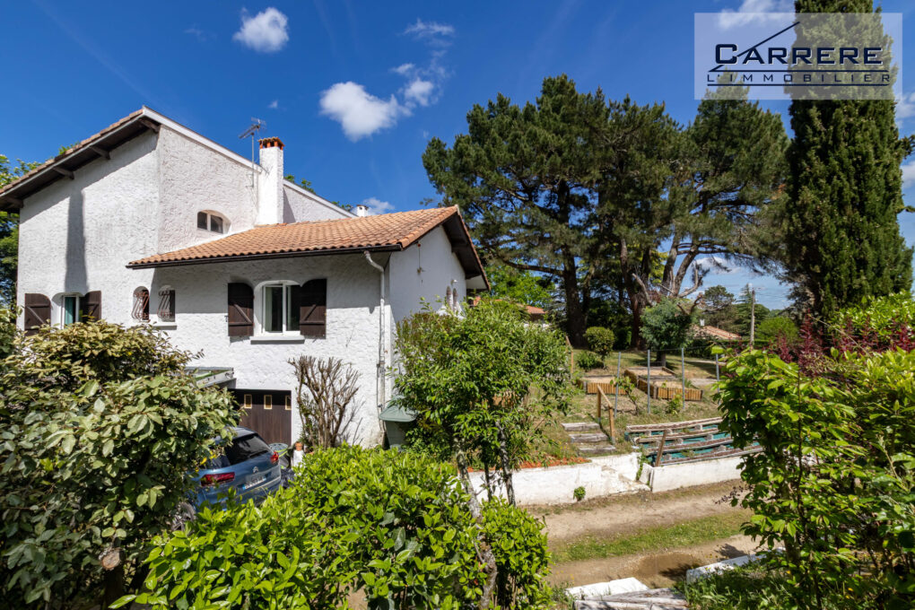https://www.carrerelimmobilier.com/wp-content/plugins/h2i-annonces-manager/images/no_photo.jpg