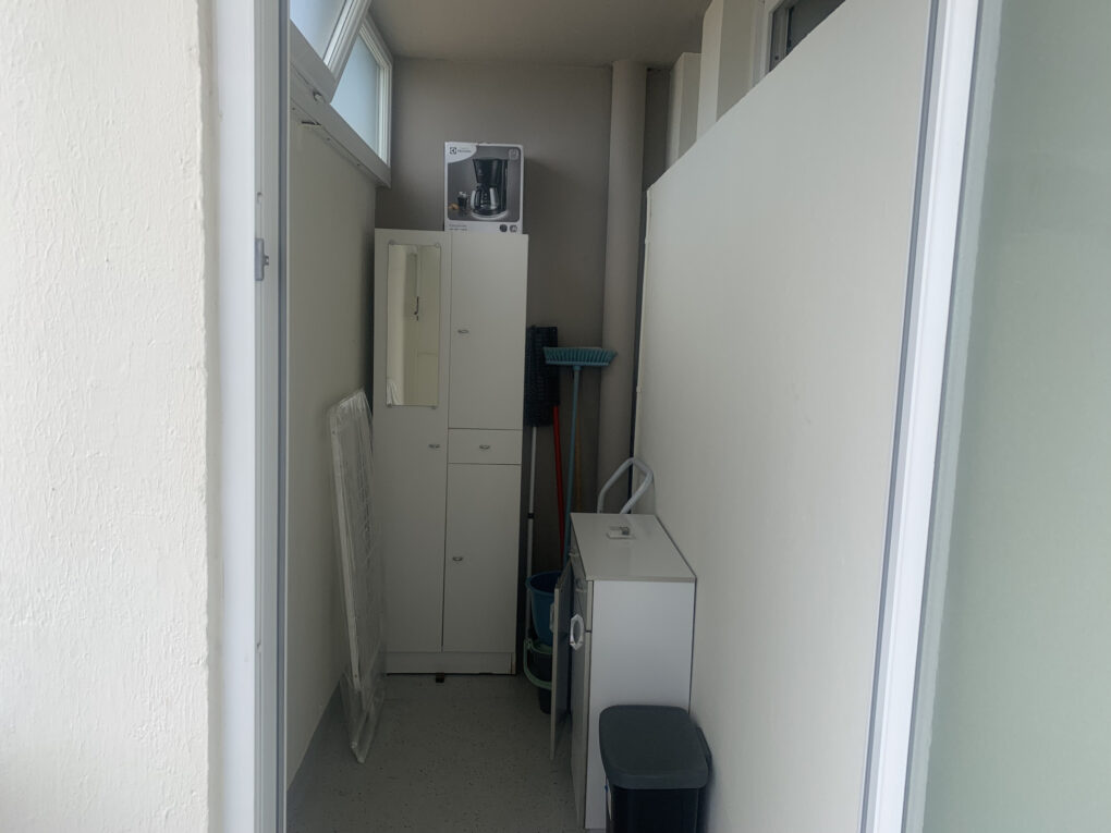 https://www.carrerelimmobilier.com/wp-content/plugins/h2i-annonces-manager/images/no_photo.jpg