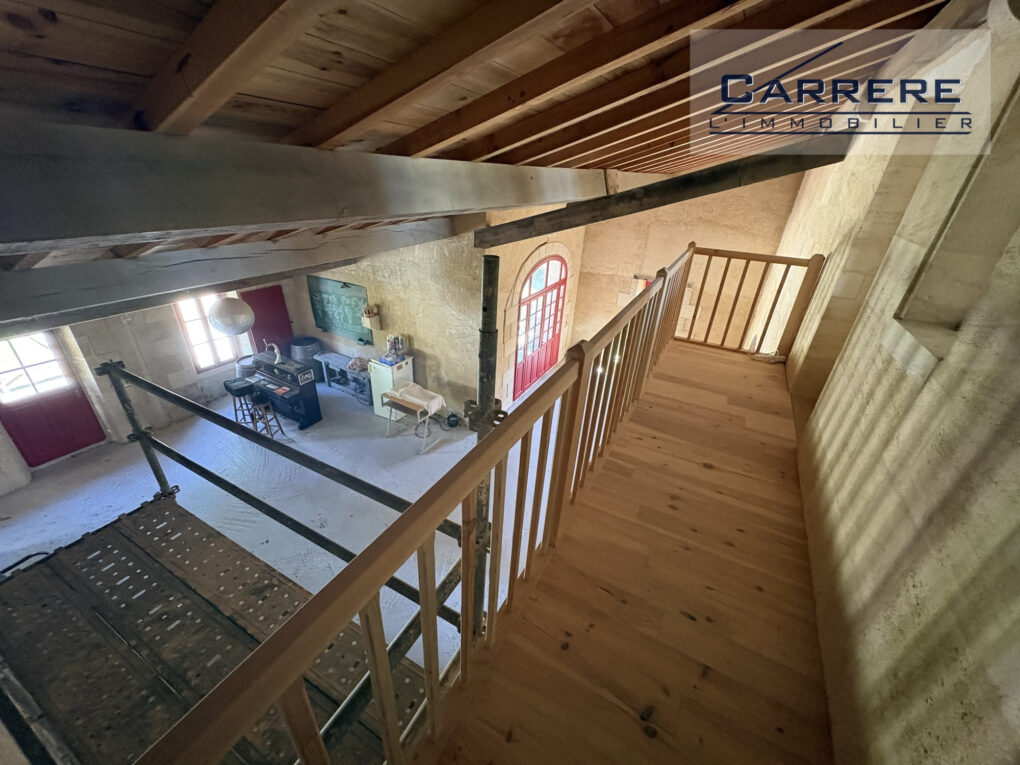 https://www.carrerelimmobilier.com/wp-content/plugins/h2i-annonces-manager/images/no_photo.jpg