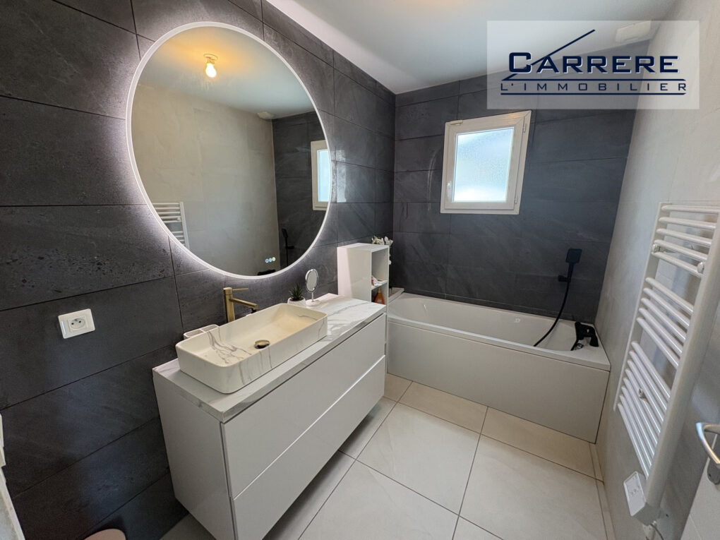 https://www.carrerelimmobilier.com/wp-content/plugins/h2i-annonces-manager/images/no_photo.jpg