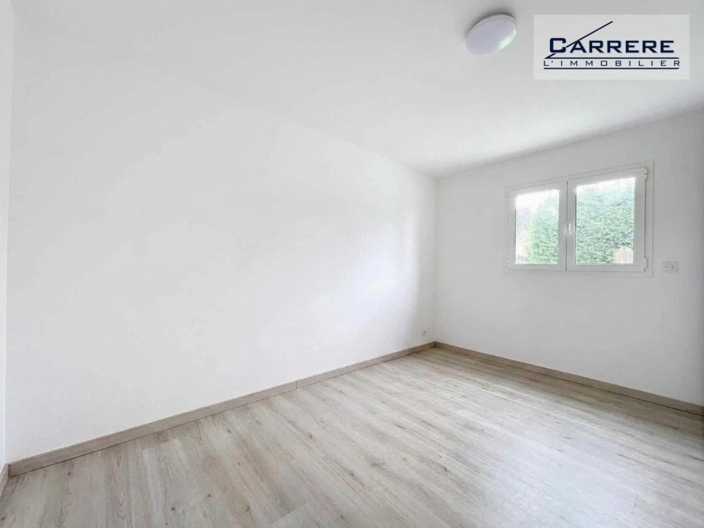 https://www.carrerelimmobilier.com/wp-content/plugins/h2i-annonces-manager/images/no_photo.jpg