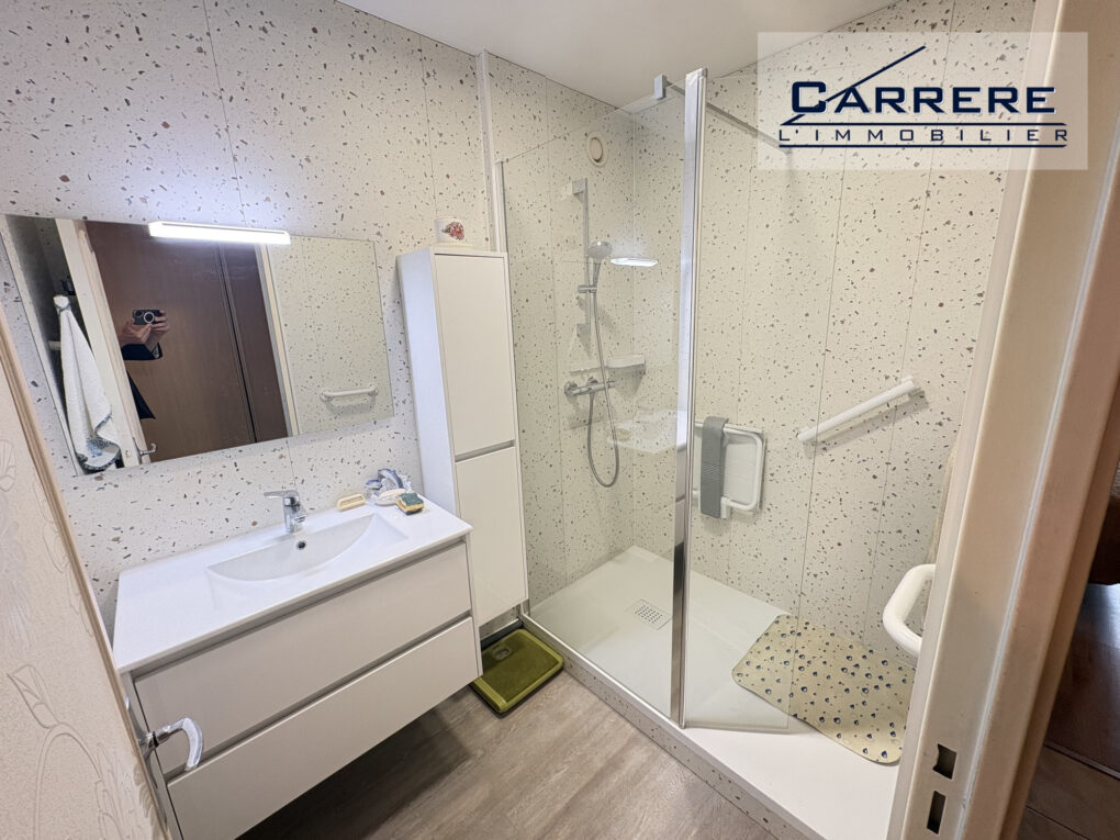 https://www.carrerelimmobilier.com/wp-content/plugins/h2i-annonces-manager/images/no_photo.jpg