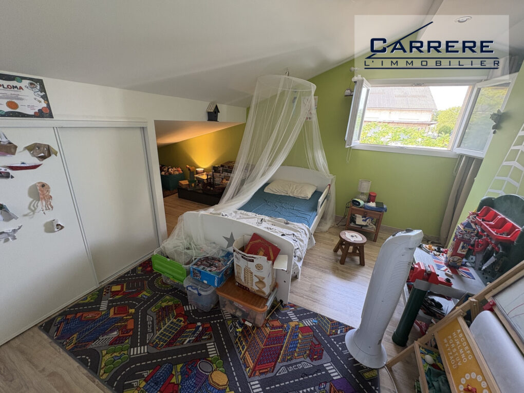https://www.carrerelimmobilier.com/wp-content/plugins/h2i-annonces-manager/images/no_photo.jpg