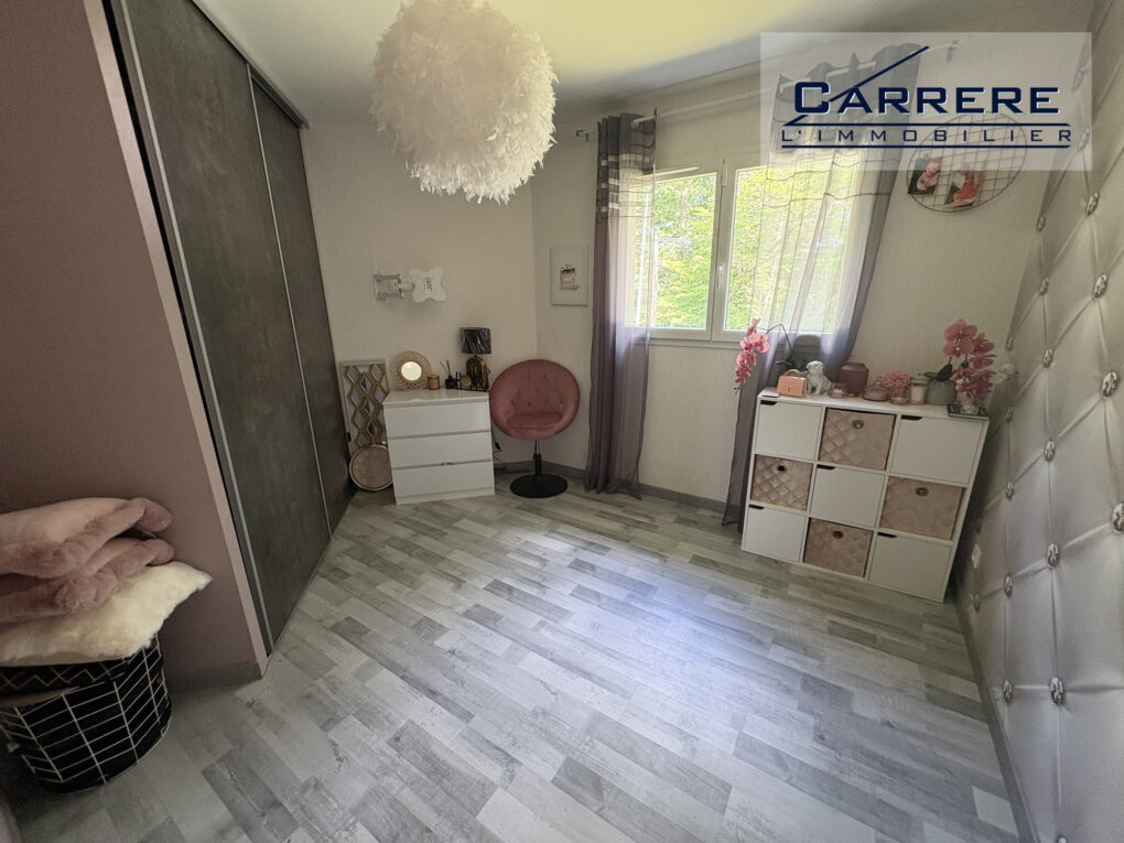 https://www.carrerelimmobilier.com/wp-content/plugins/h2i-annonces-manager/images/no_photo.jpg