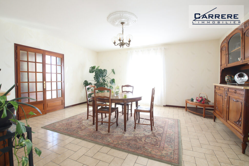 https://www.carrerelimmobilier.com/wp-content/plugins/h2i-annonces-manager/images/no_photo.jpg