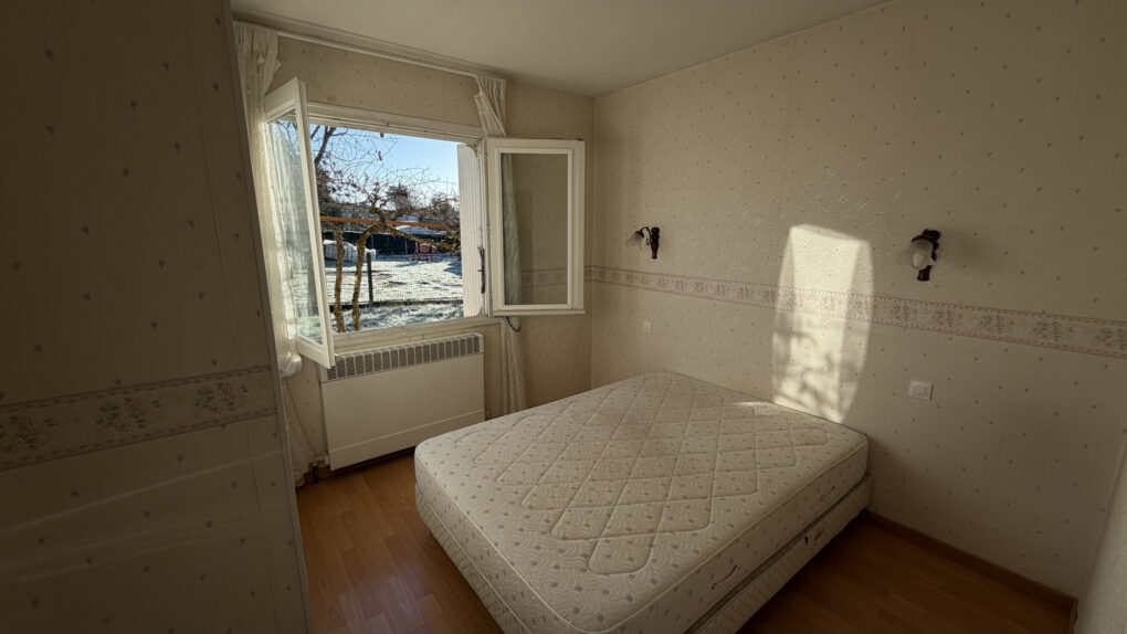 https://www.carrerelimmobilier.com/wp-content/plugins/h2i-annonces-manager/images/no_photo.jpg