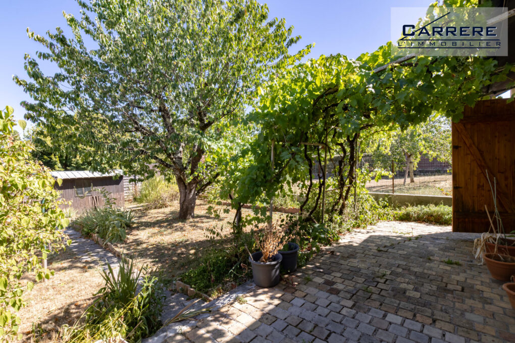 https://www.carrerelimmobilier.com/wp-content/plugins/h2i-annonces-manager/images/no_photo.jpg
