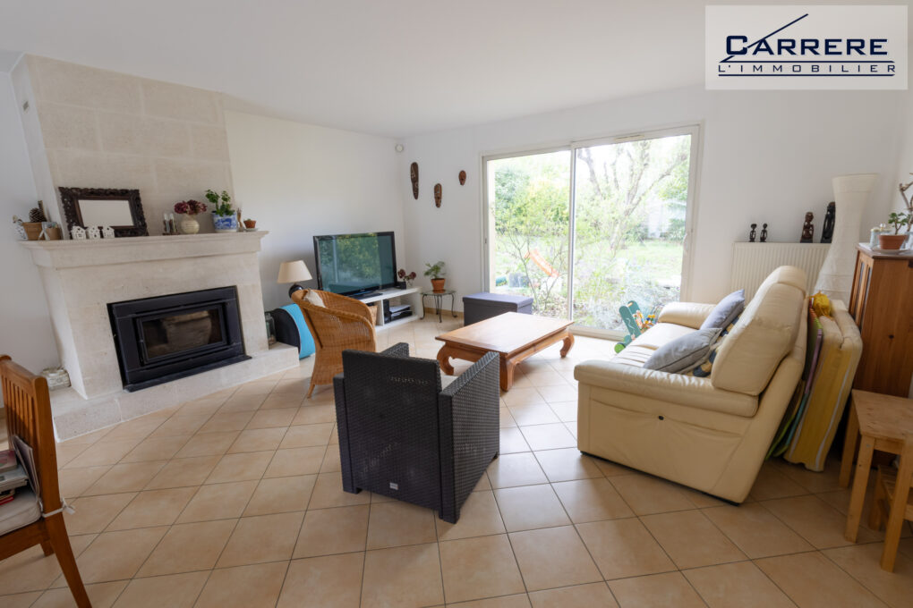 https://www.carrerelimmobilier.com/wp-content/plugins/h2i-annonces-manager/images/no_photo.jpg