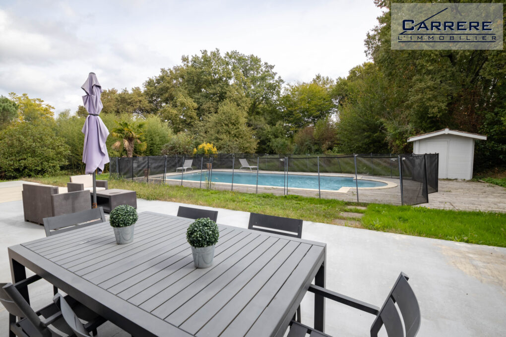 https://www.carrerelimmobilier.com/wp-content/plugins/h2i-annonces-manager/images/no_photo.jpg