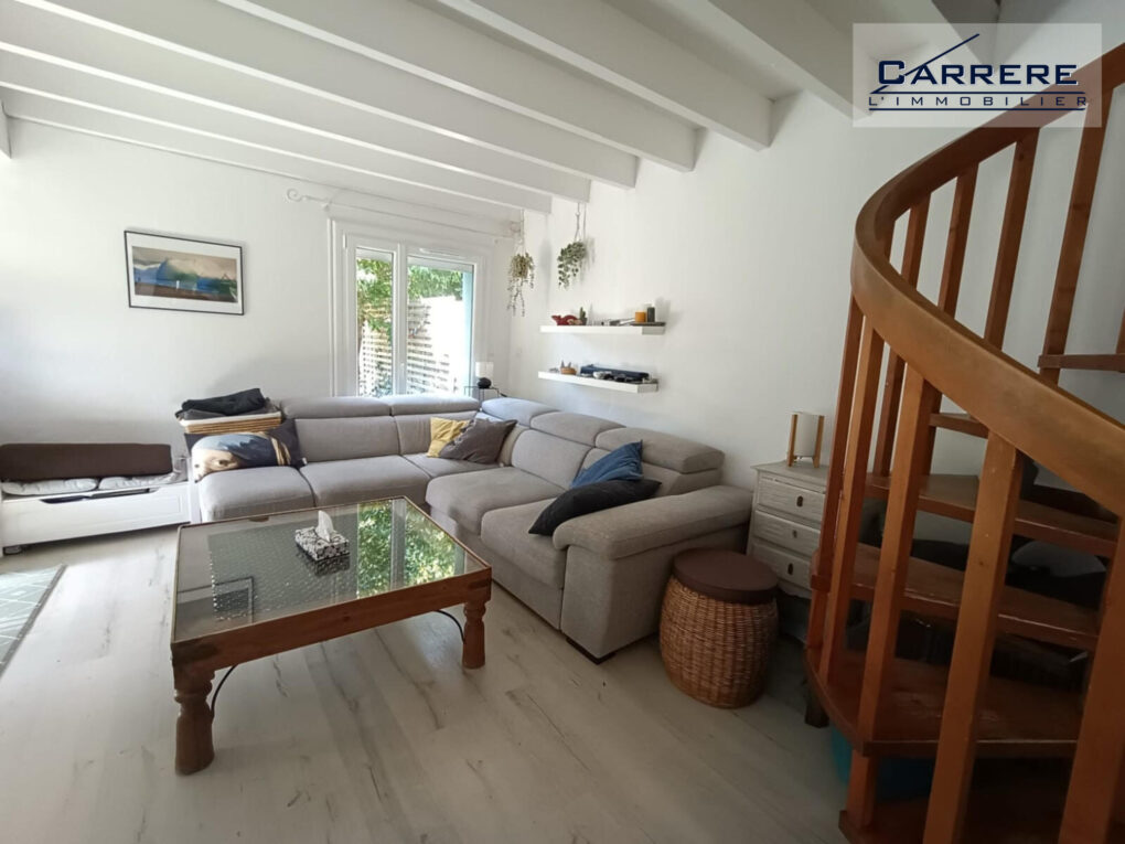 https://www.carrerelimmobilier.com/wp-content/plugins/h2i-annonces-manager/images/no_photo.jpg