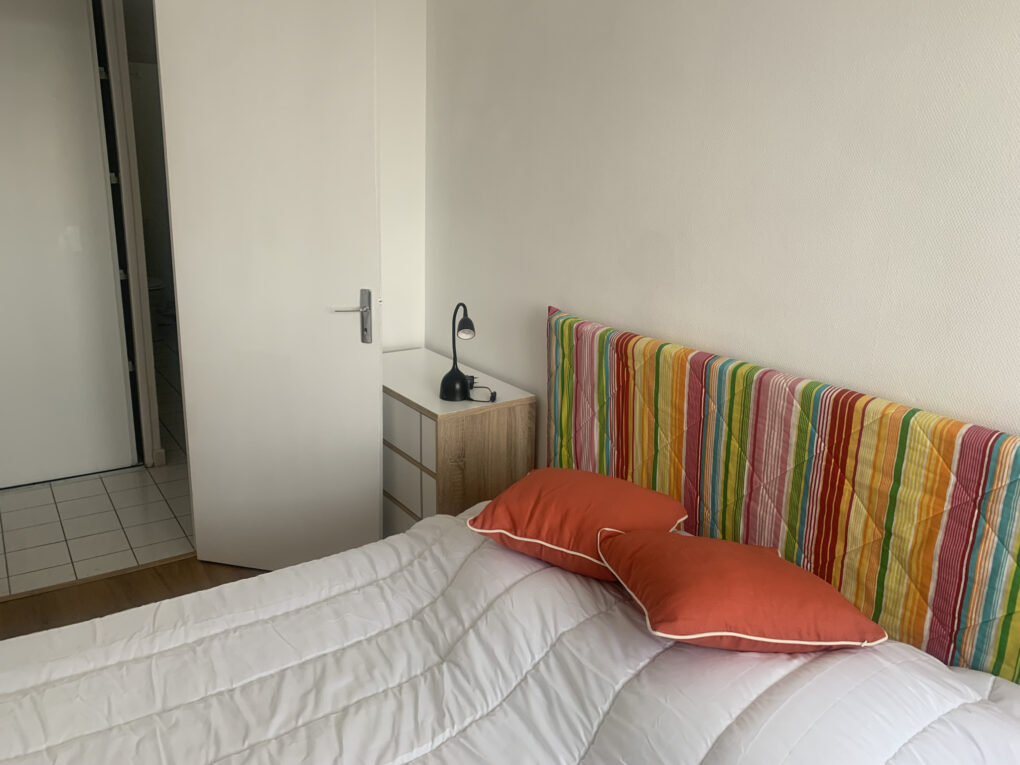 https://www.carrerelimmobilier.com/wp-content/plugins/h2i-annonces-manager/images/no_photo.jpg