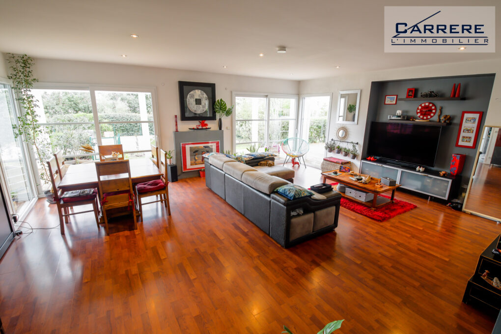 https://www.carrerelimmobilier.com/wp-content/plugins/h2i-annonces-manager/images/no_photo.jpg