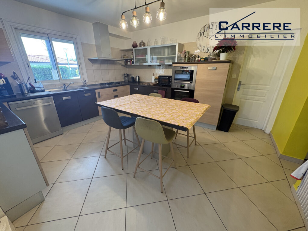 https://www.carrerelimmobilier.com/wp-content/plugins/h2i-annonces-manager/images/no_photo.jpg