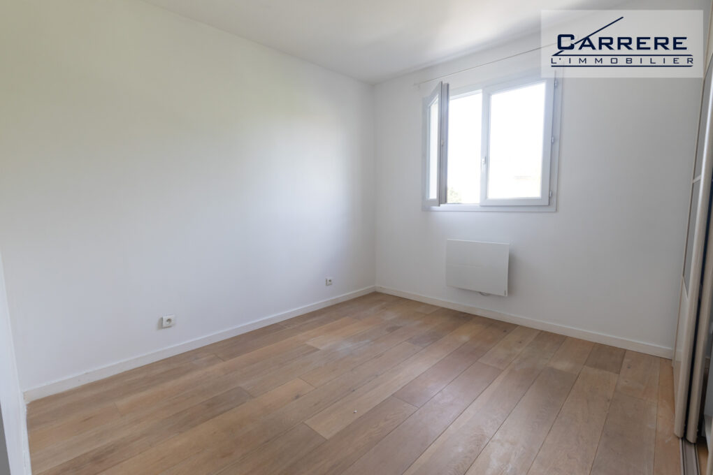 https://www.carrerelimmobilier.com/wp-content/plugins/h2i-annonces-manager/images/no_photo.jpg