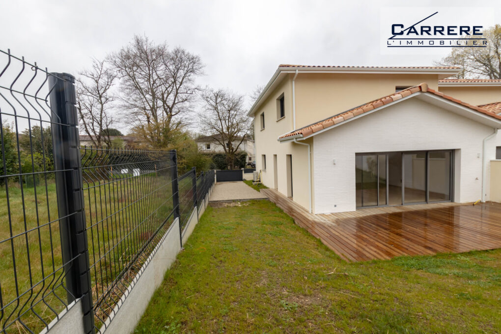 https://www.carrerelimmobilier.com/wp-content/plugins/h2i-annonces-manager/images/no_photo.jpg