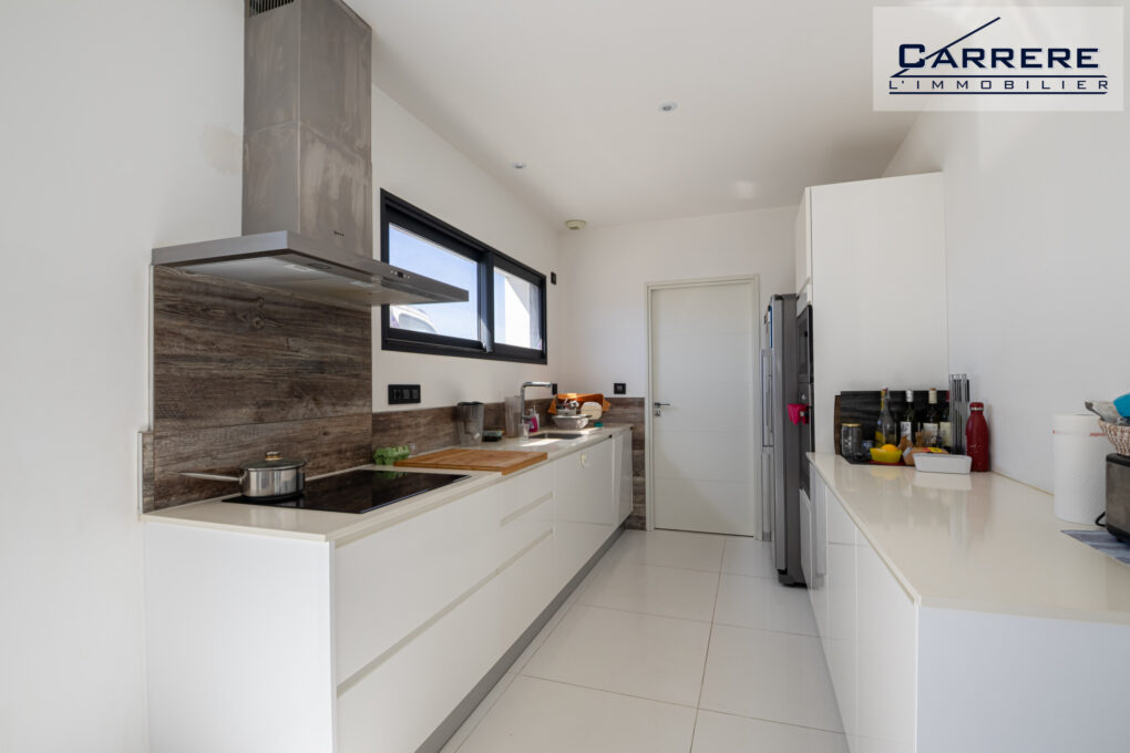 https://www.carrerelimmobilier.com/wp-content/plugins/h2i-annonces-manager/images/no_photo.jpg