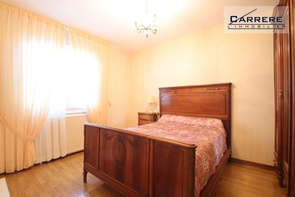 https://www.carrerelimmobilier.com/wp-content/plugins/h2i-annonces-manager/images/no_photo.jpg